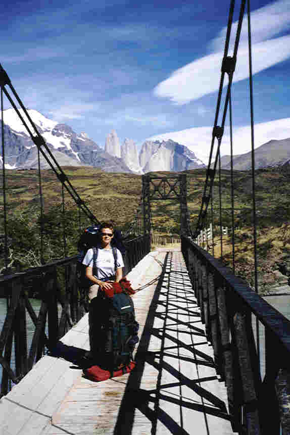 Inge aan van de ingang Torres del Paine