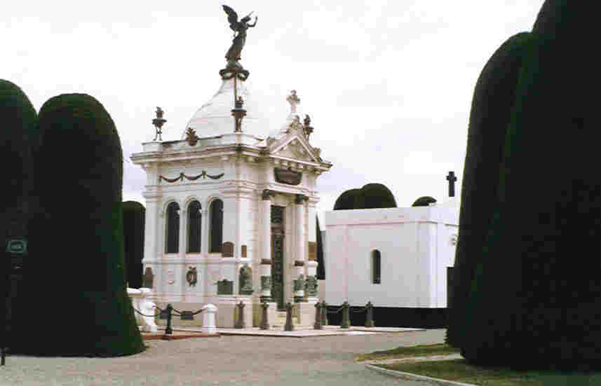 graftombe van de familie Menendez in Punta Arenes